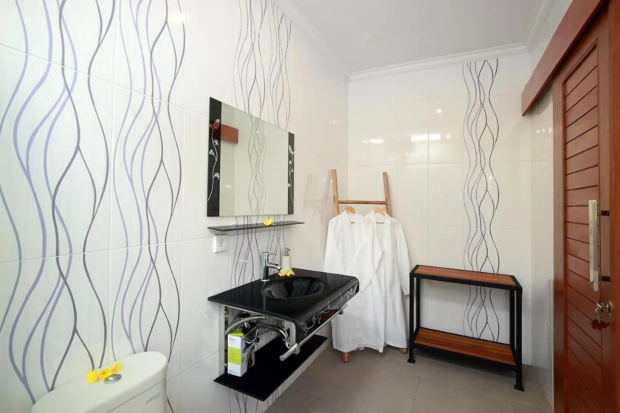 Kae Villa Anggrek Seminyak